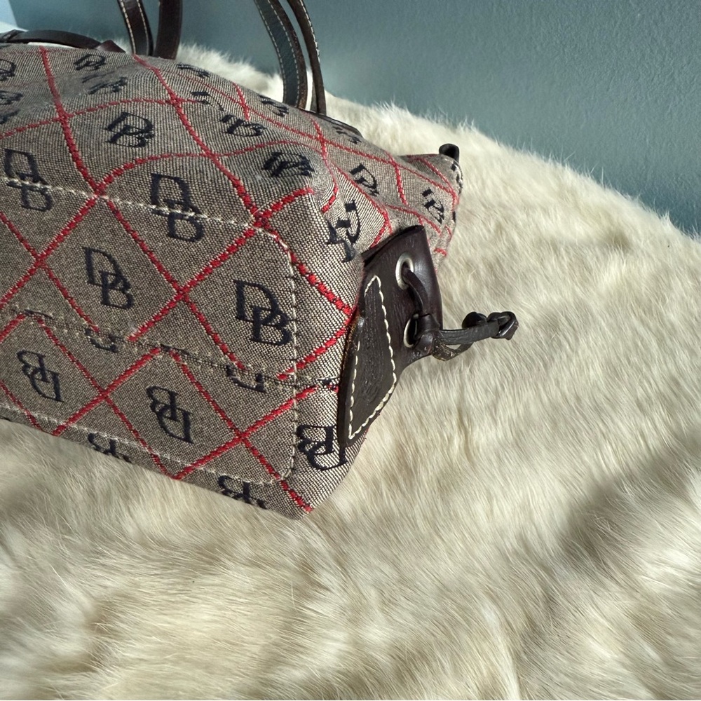 Dooney and Bourke Vintage Quilted Monogram Zip Top Tote - Picture 6 of 12